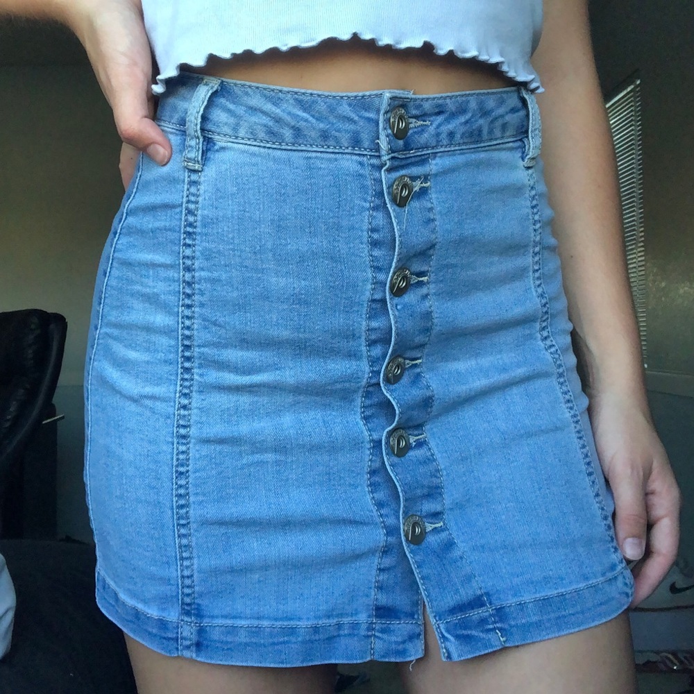 blue spice denim button up skirt